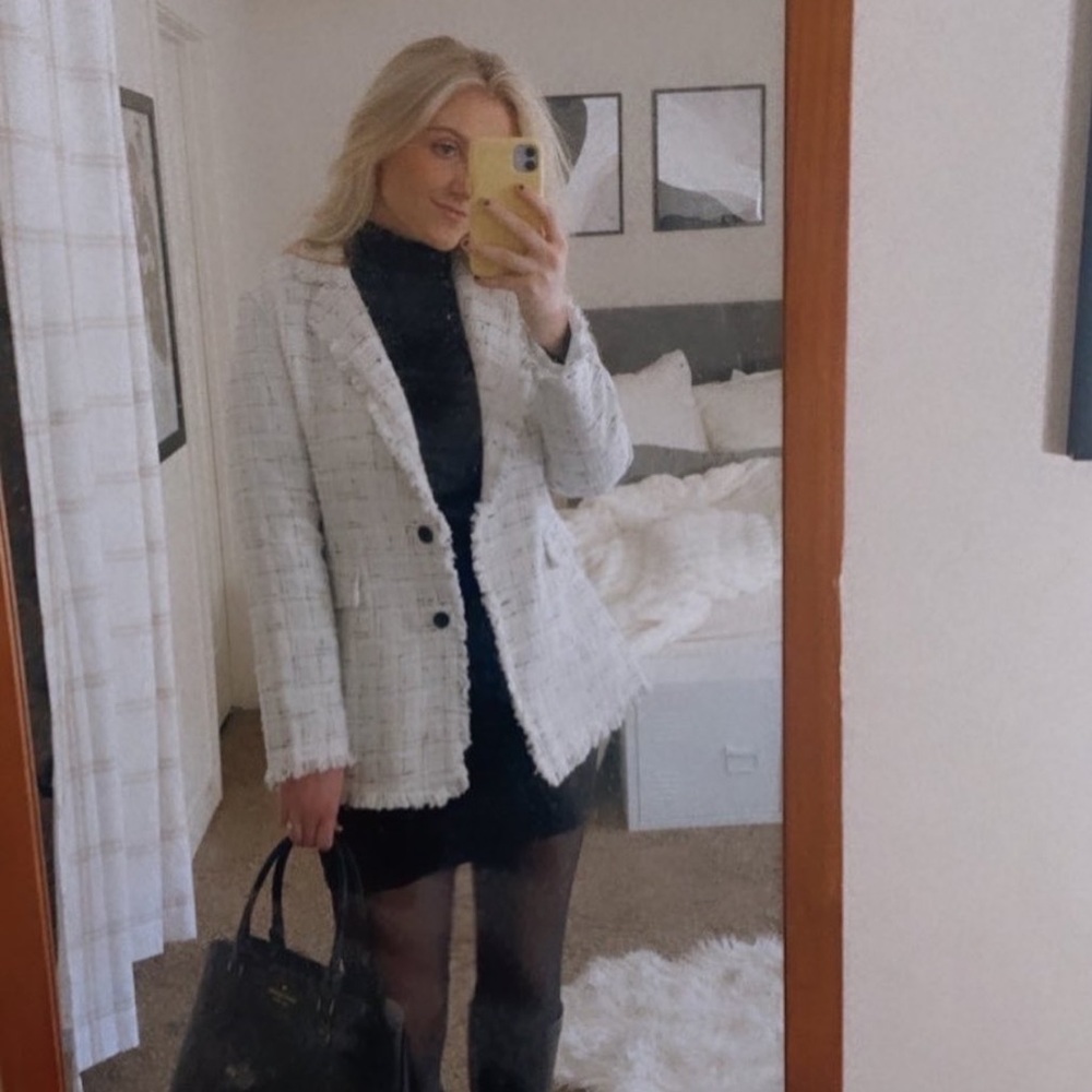 black & white blazer 🖤